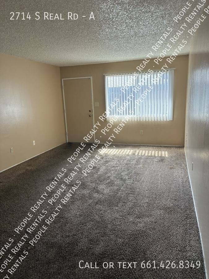 Apartment for rent at 2714 S Real Rd #A, Bakersfield, CA 93309