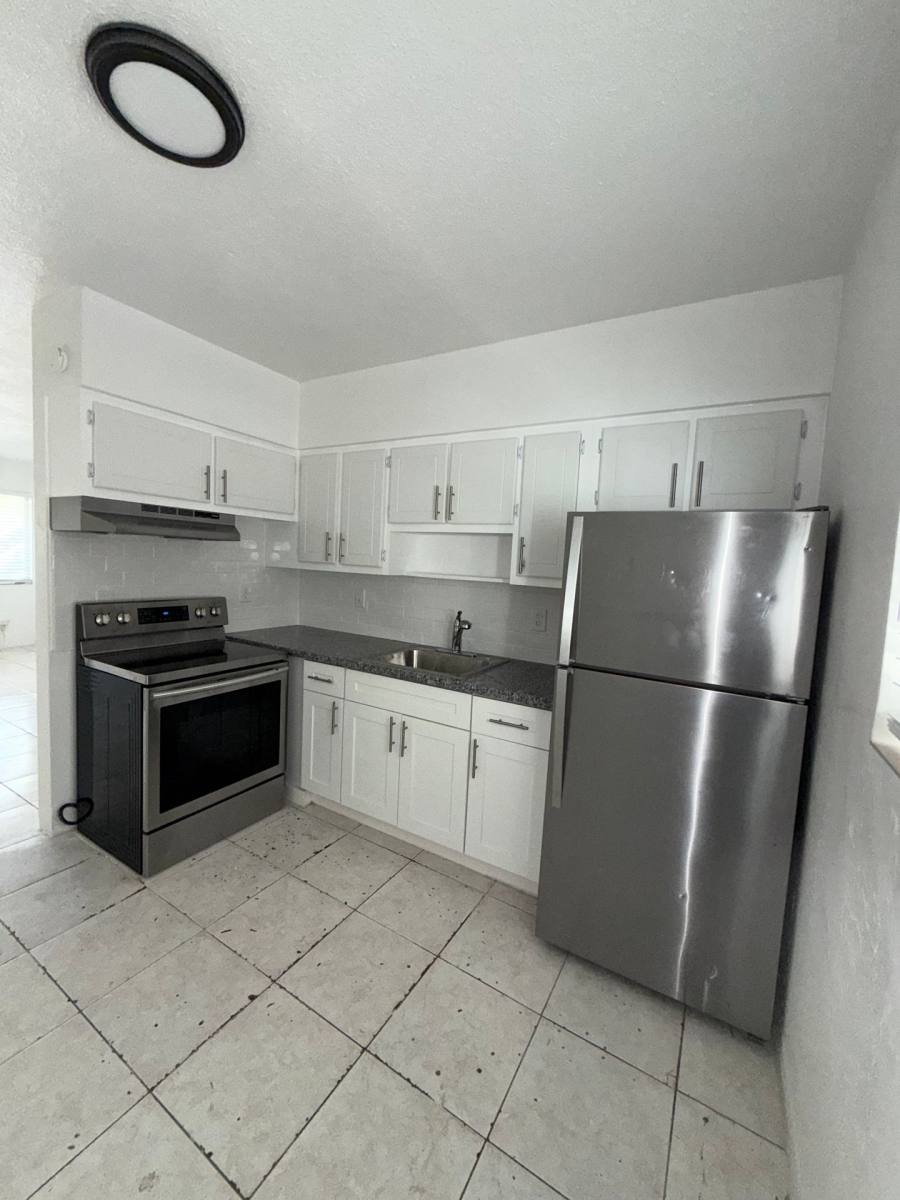 Apartment for rent at 1751 NE 31 St, Pompano Beach, FL 33064