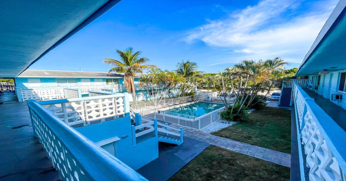 Apartment for rent at 1751 NE 31 St, Pompano Beach, FL 33064