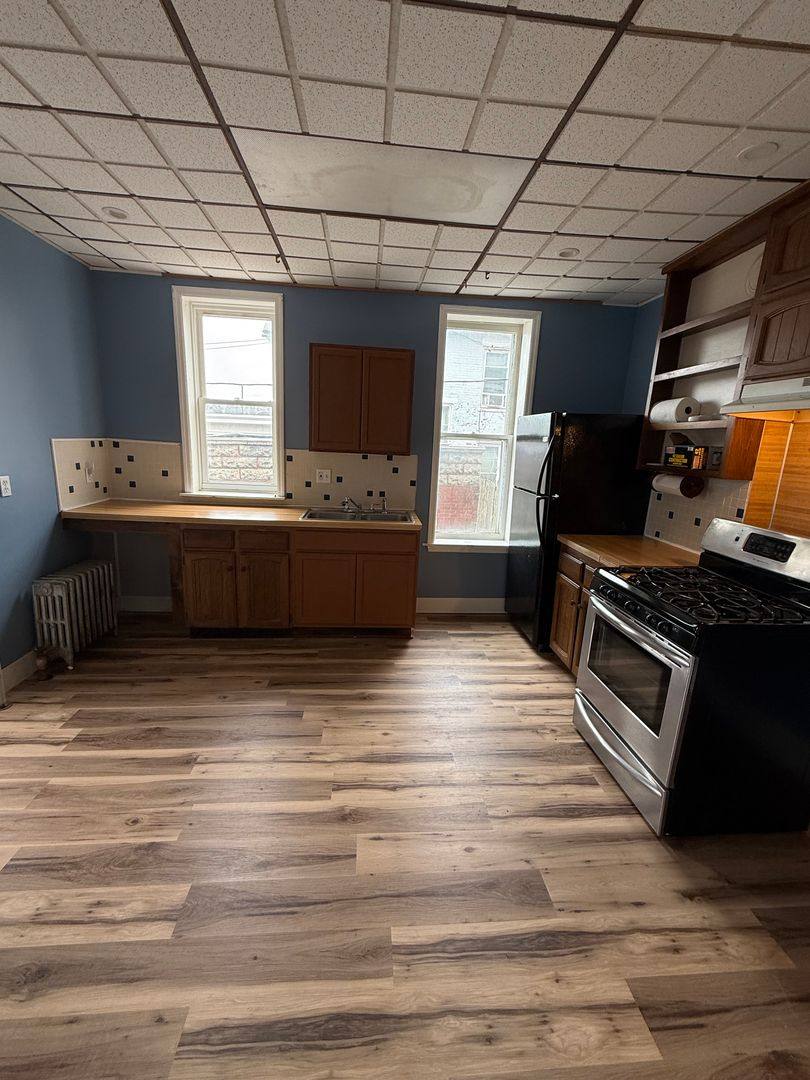 House for rent at 49 W Commerce St, Chambersburg, PA 17201