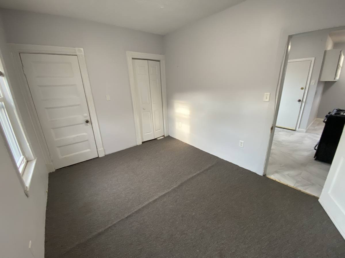 Apartment for rent at 33 Everett Ave #2, Somerville, MA 02145