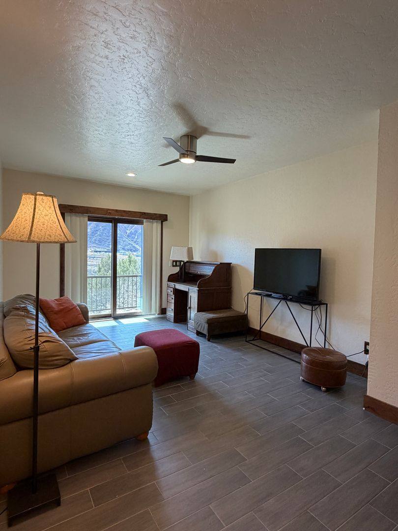 House for rent at 350 Green Way Dr, Glenwood Springs, CO 81601