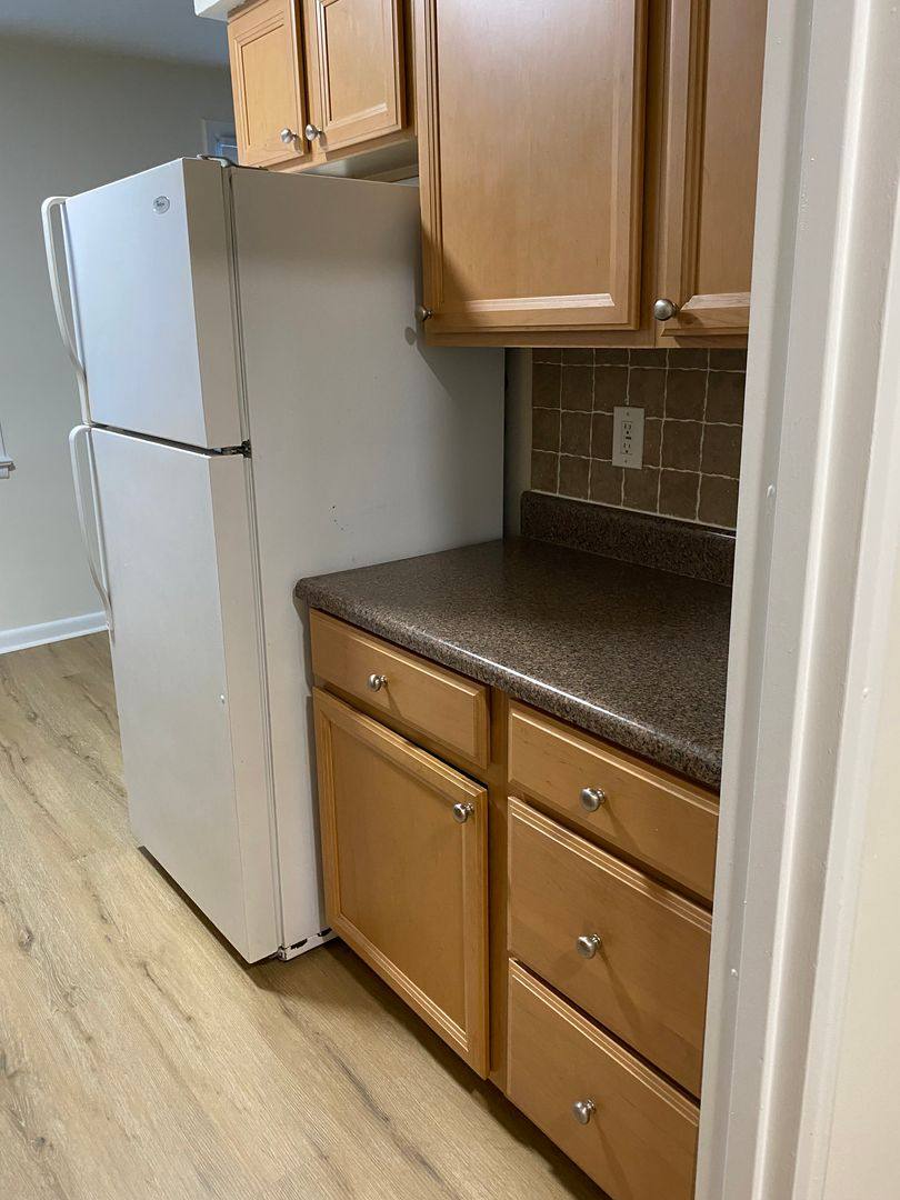 Apartment for rent at 8000 High School Rd, Elkins Park, PA 19027