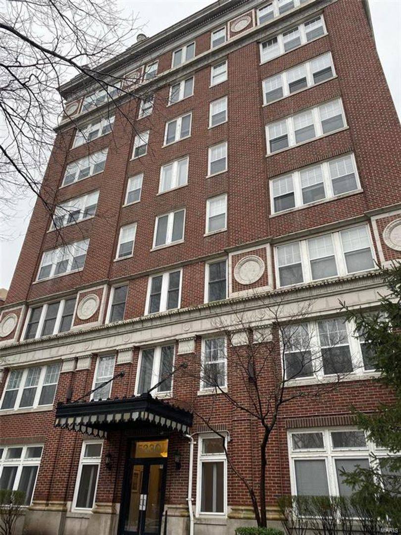 Condo for rent at 5330 Pershing Ave, Saint Louis, MO 63112