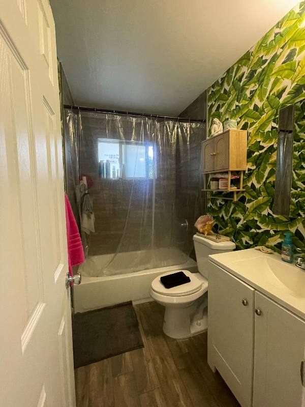 Apartment for rent at 516 NE 166th St, Miami, FL 33162