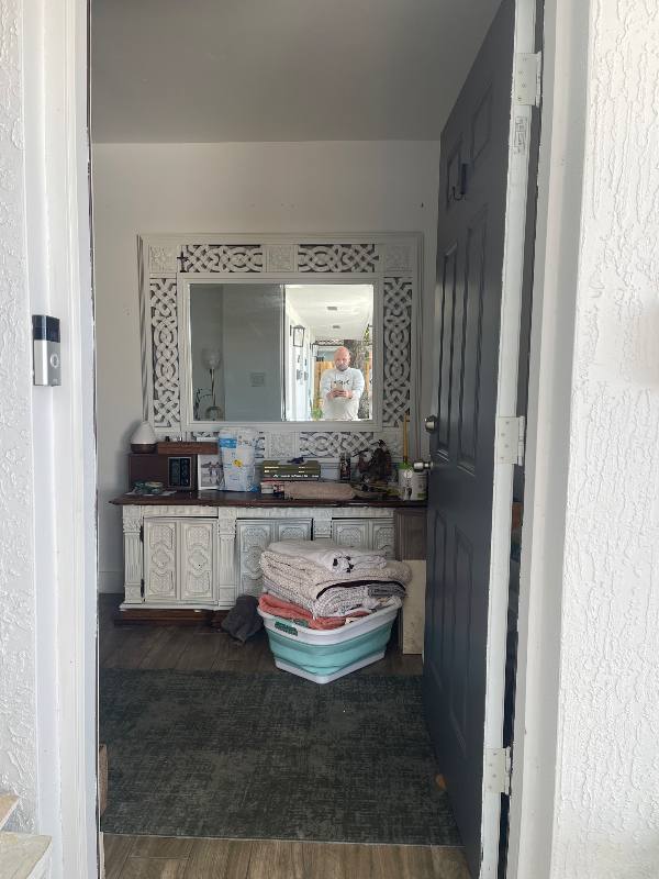 Apartment for rent at 516 NE 166th St, Miami, FL 33162