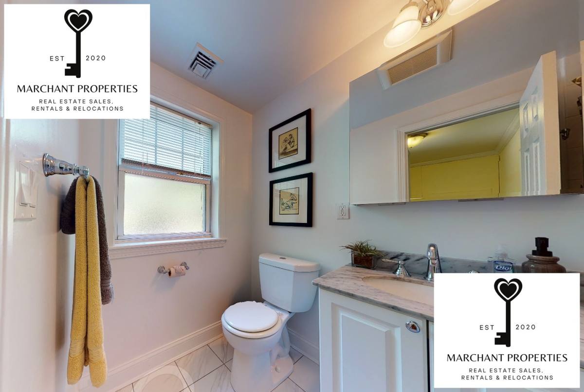 Townhouse for rent at 105 Thornton Rd, Chestnut Hill, MA 02467