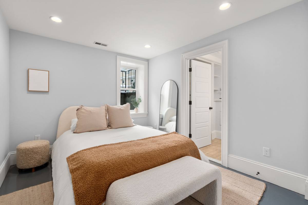 Apartment for rent at 84 Linden St #1, Allston, MA 02134