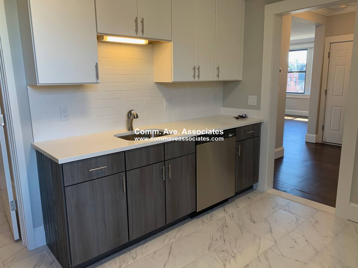 Apartment for rent at 100 Longwood Ave #1, Brookline, MA 02446