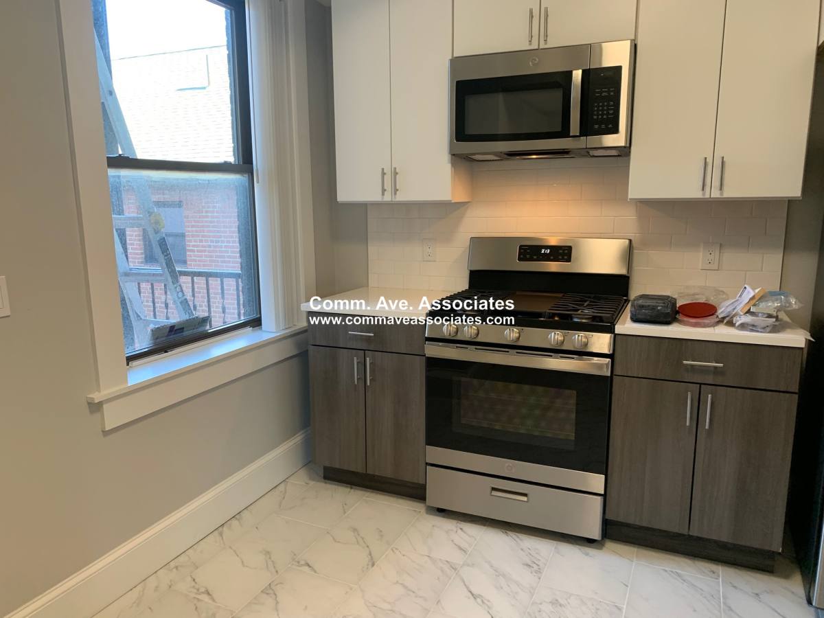 Apartment for rent at 100 Longwood Ave #1, Brookline, MA 02446