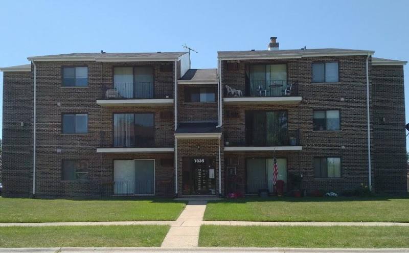Apartment for rent at 7335 Tiffany Dr #1A, Orland Park, IL 60462
