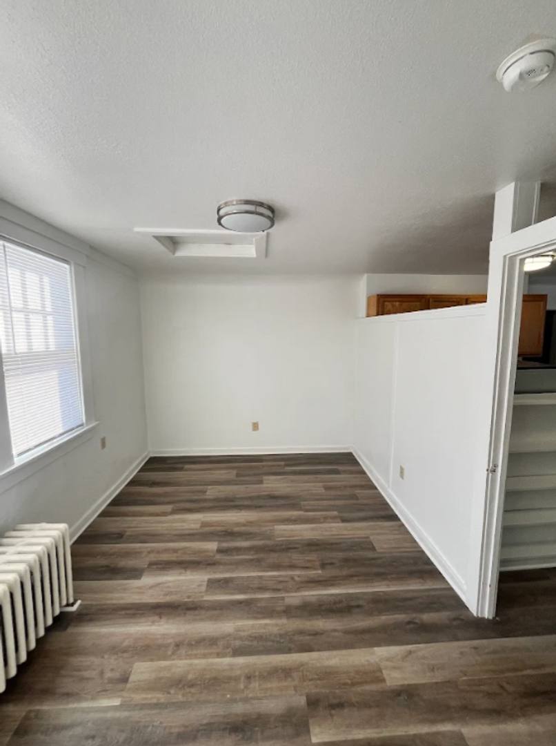 Apartment for rent at 3309 University Ave, Des Moines, IA 50311