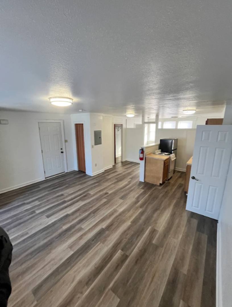 Apartment for rent at 3309 University Ave, Des Moines, IA 50311