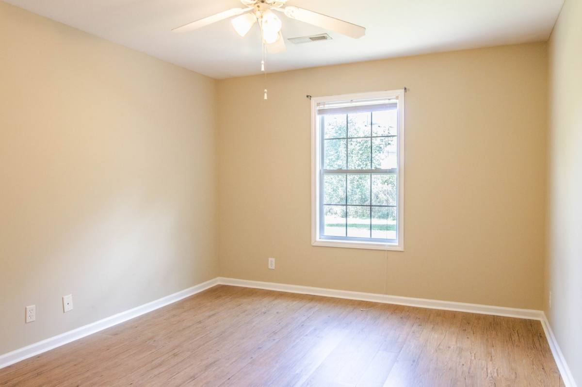 Apartment for rent at 293 Executive Ave, Clarksville, TN 37042