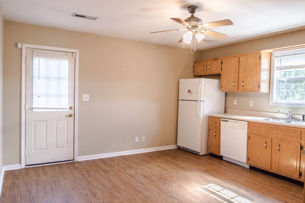Apartment for rent at 293 Executive Ave, Clarksville, TN 37042