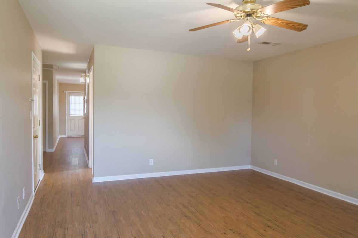 Apartment for rent at 293 Executive Ave, Clarksville, TN 37042