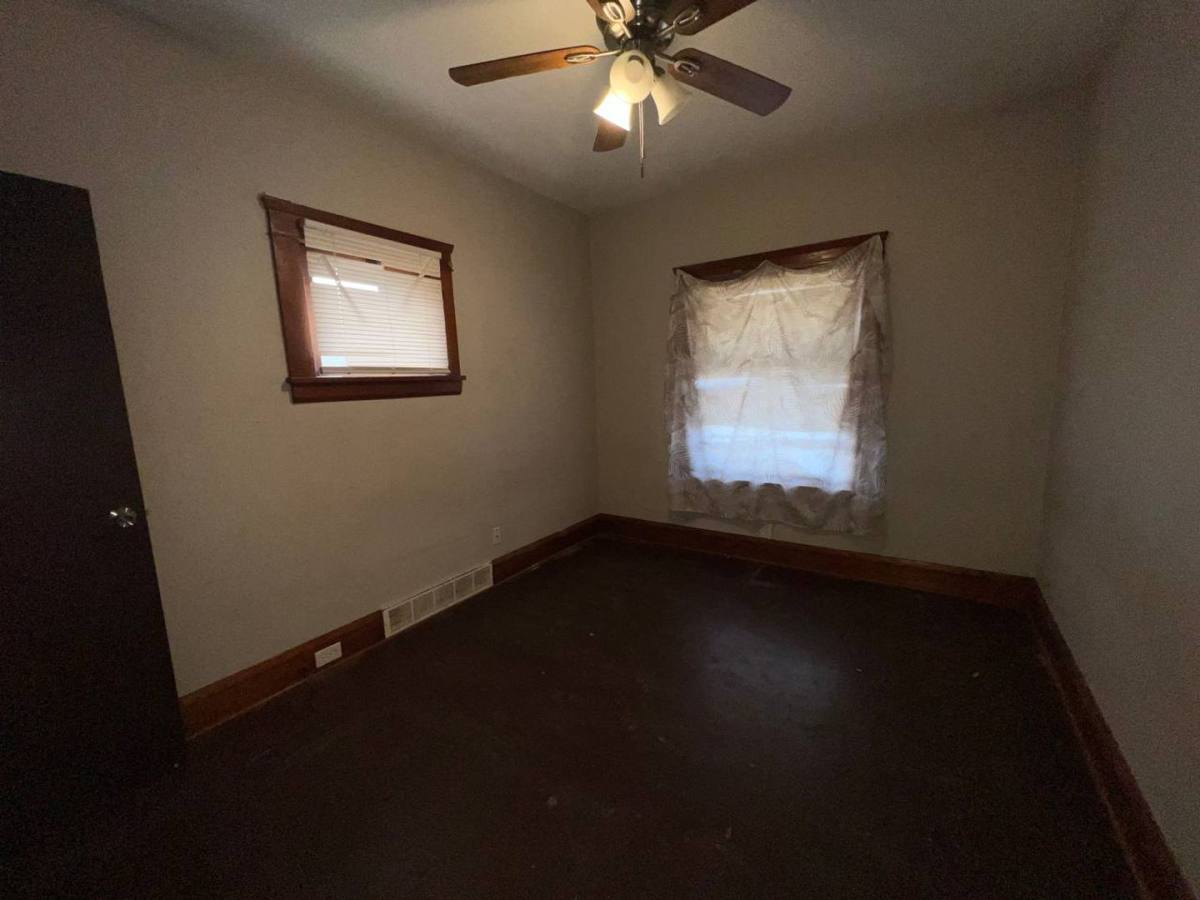 House for rent at 4091 E 56th St, Cleveland, OH 44105