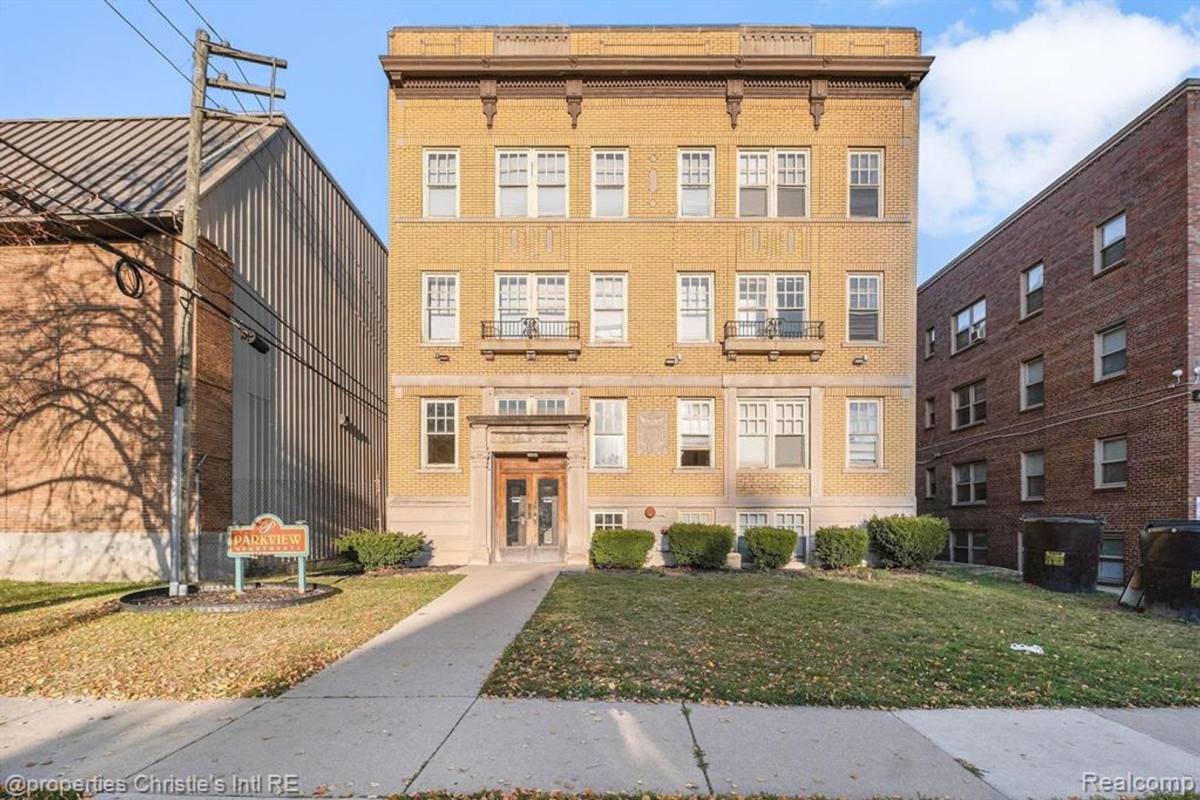 Apartment for rent at 590 Parkview, Detroit, MI 48214