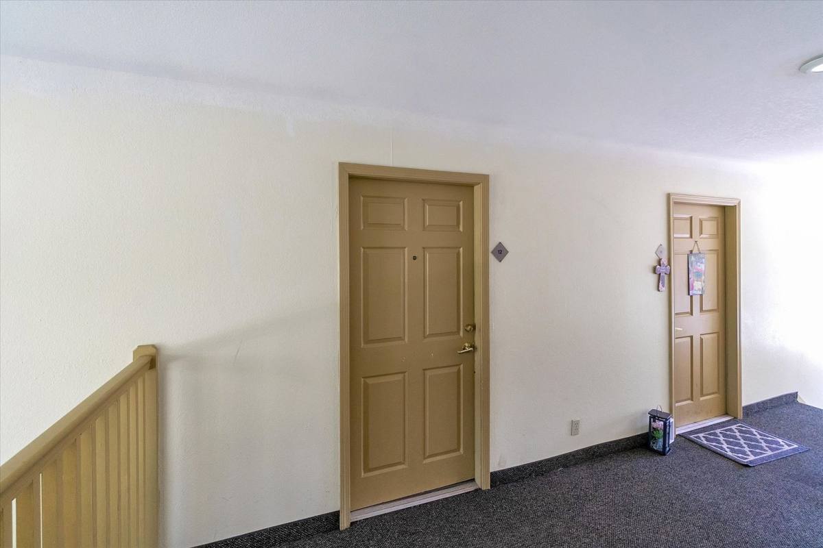 Apartment for rent at 515 & 516 Maple, Grand Ledge, MI 48837
