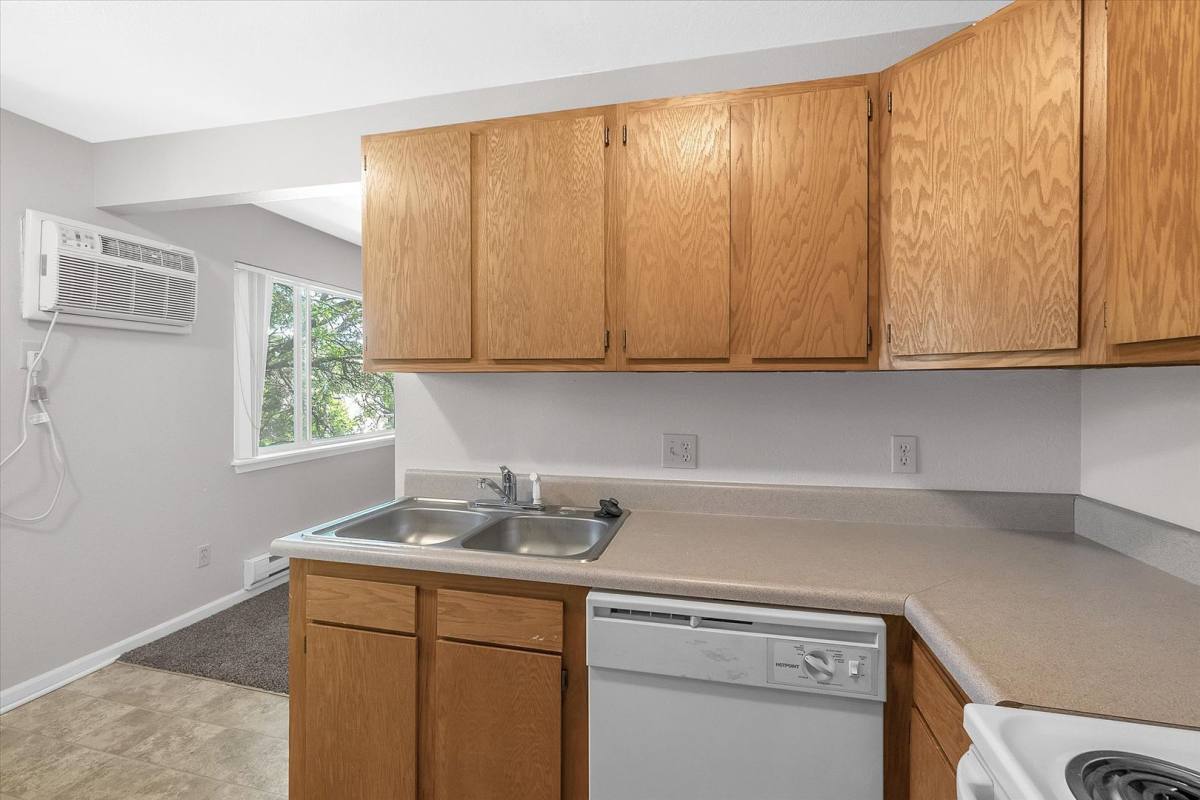 Apartment for rent at 515 & 516 Maple, Grand Ledge, MI 48837