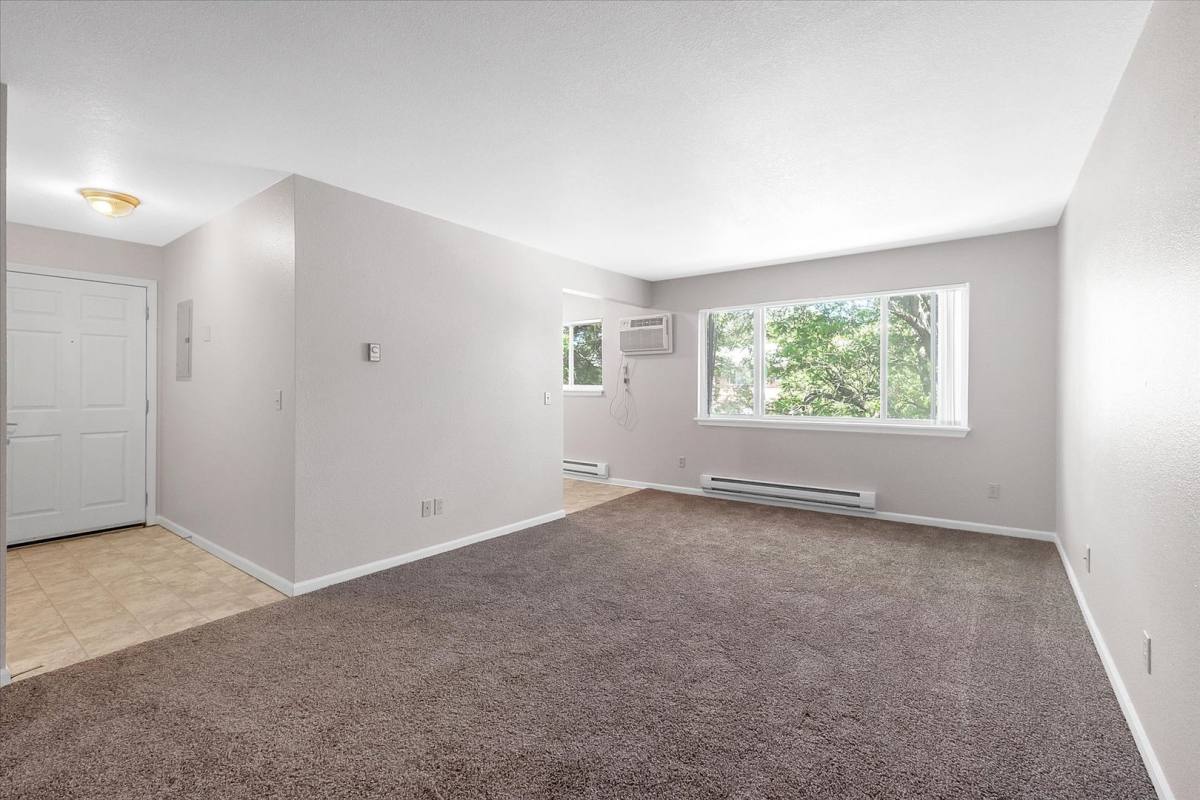 Apartment for rent at 515 & 516 Maple, Grand Ledge, MI 48837