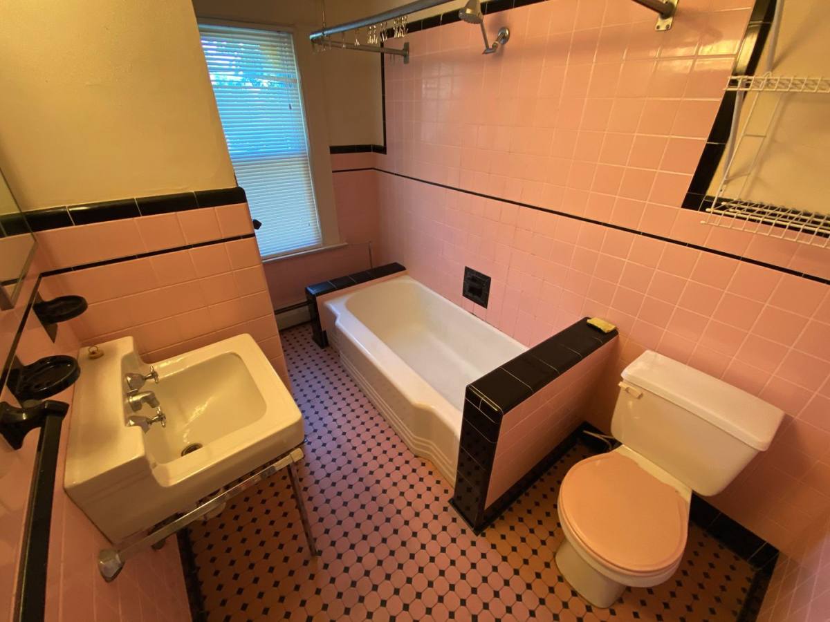 Apartment for rent at 180 Edwards St, New Haven, CT 06511