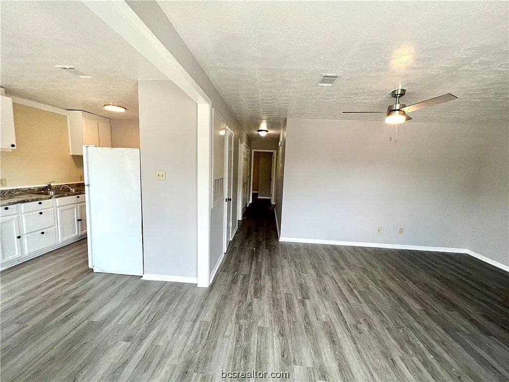 Apartment for rent at 316 Manuel Dr #B, College Station, TX 77840