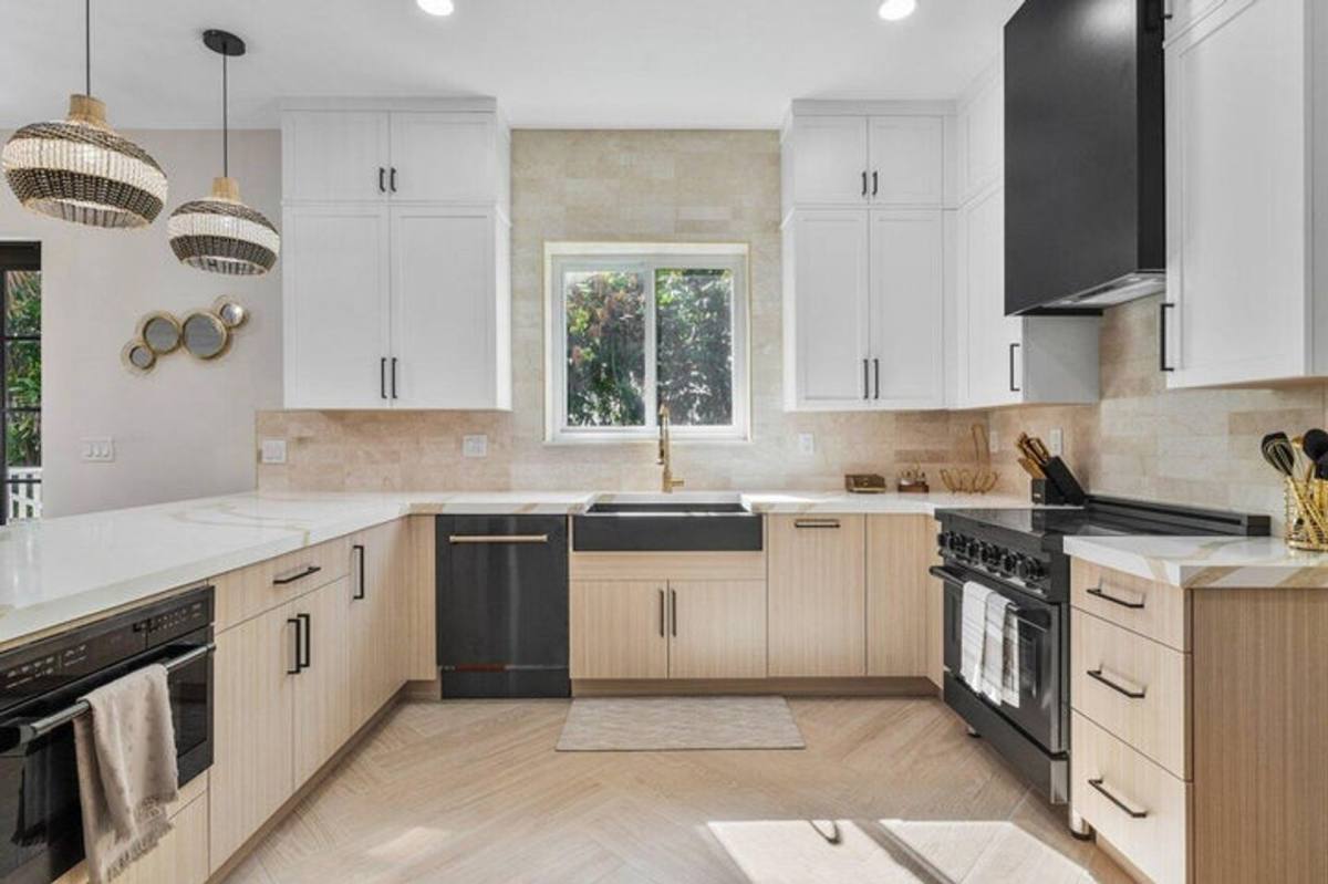 Townhouse for rent at 1920 Spanish Trail, Delray Beach, FL 33483