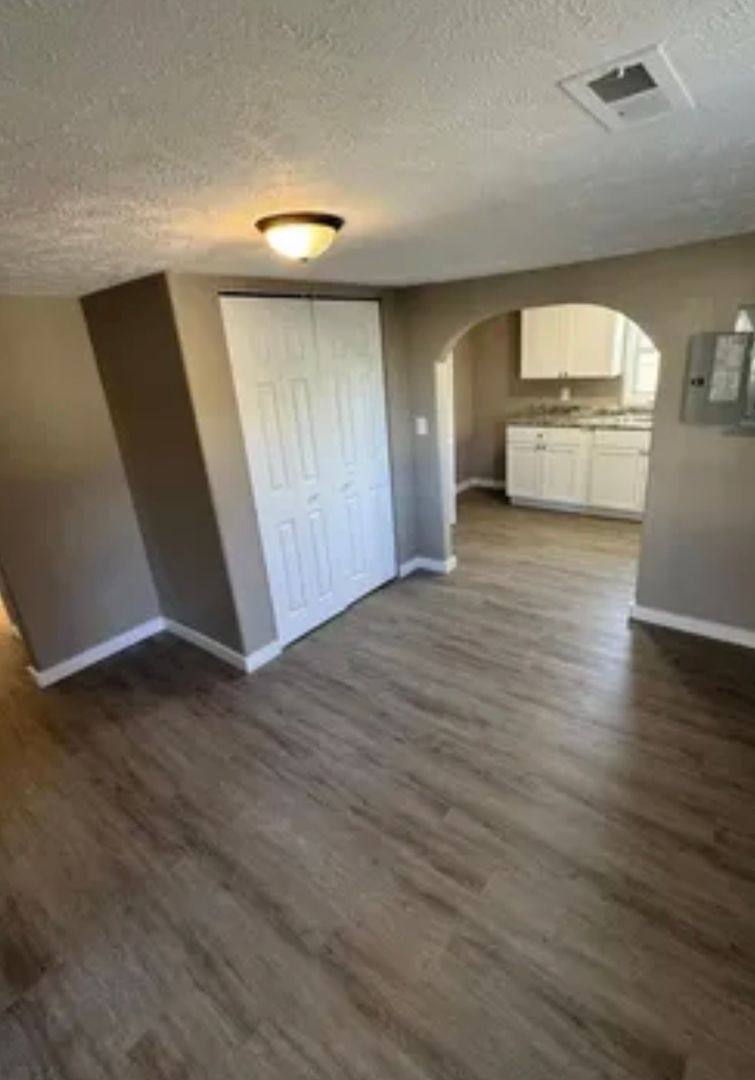 House for rent at 203 S Division St, Seymour, MO 65746