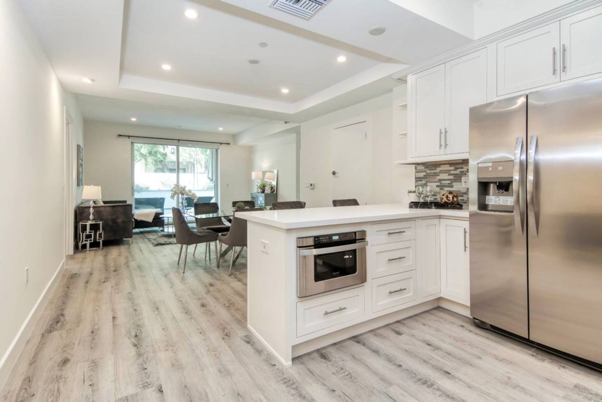 Apartment for rent at 1237 S Holt Ave, Los Angeles, CA 90035