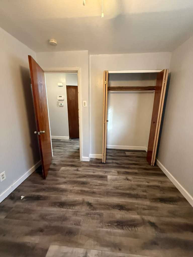 Townhouse for rent at 3239 W Milton Ave, Saint Louis, MO 63114
