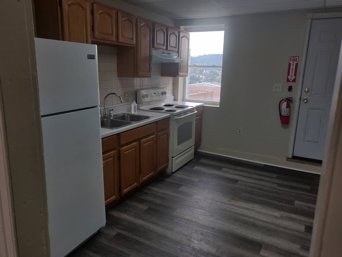 Townhouse for rent at 1108-1112 Butler St #7, Easton, PA 18042