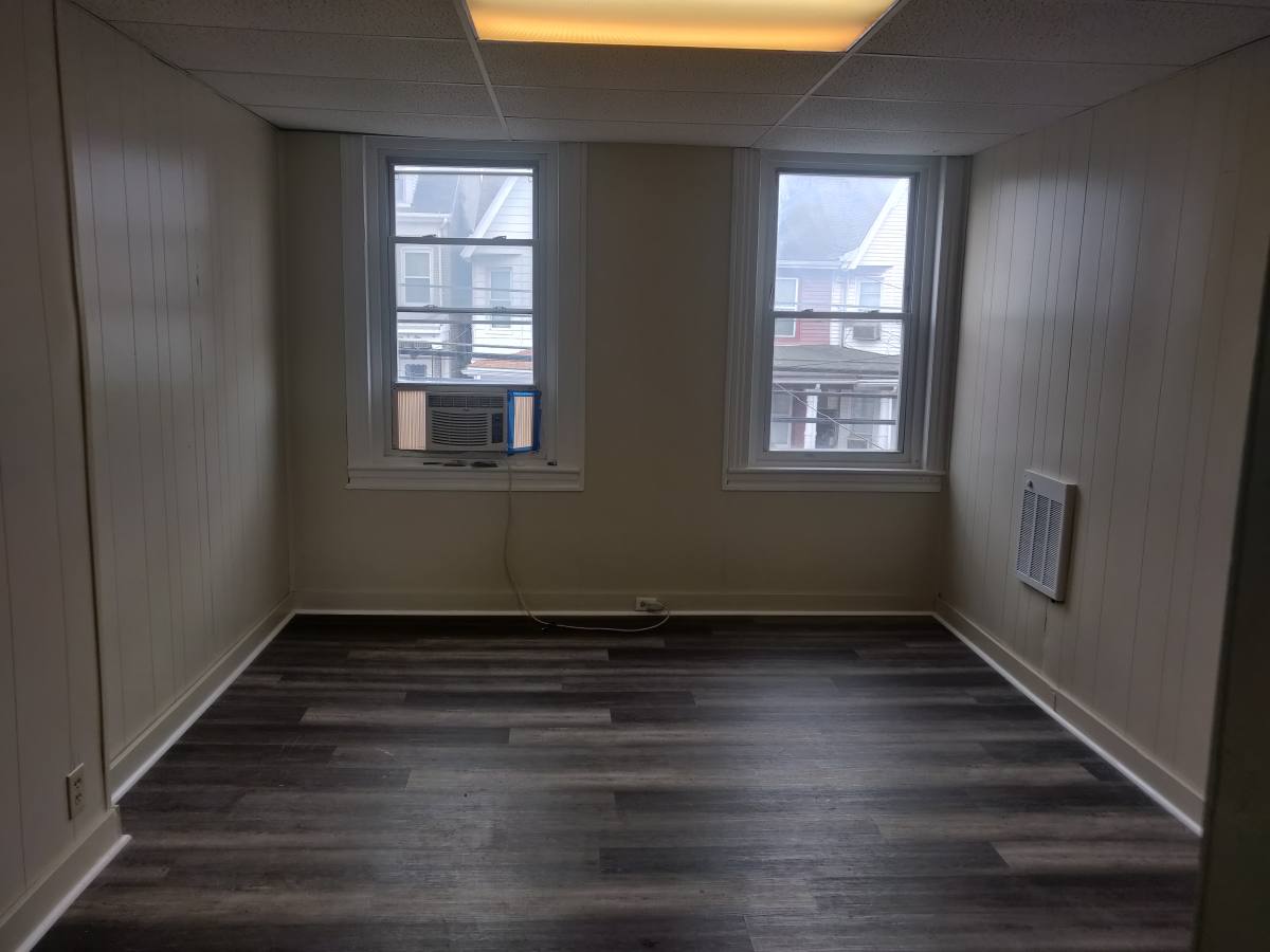 Townhouse for rent at 1108-1112 Butler St #7, Easton, PA 18042