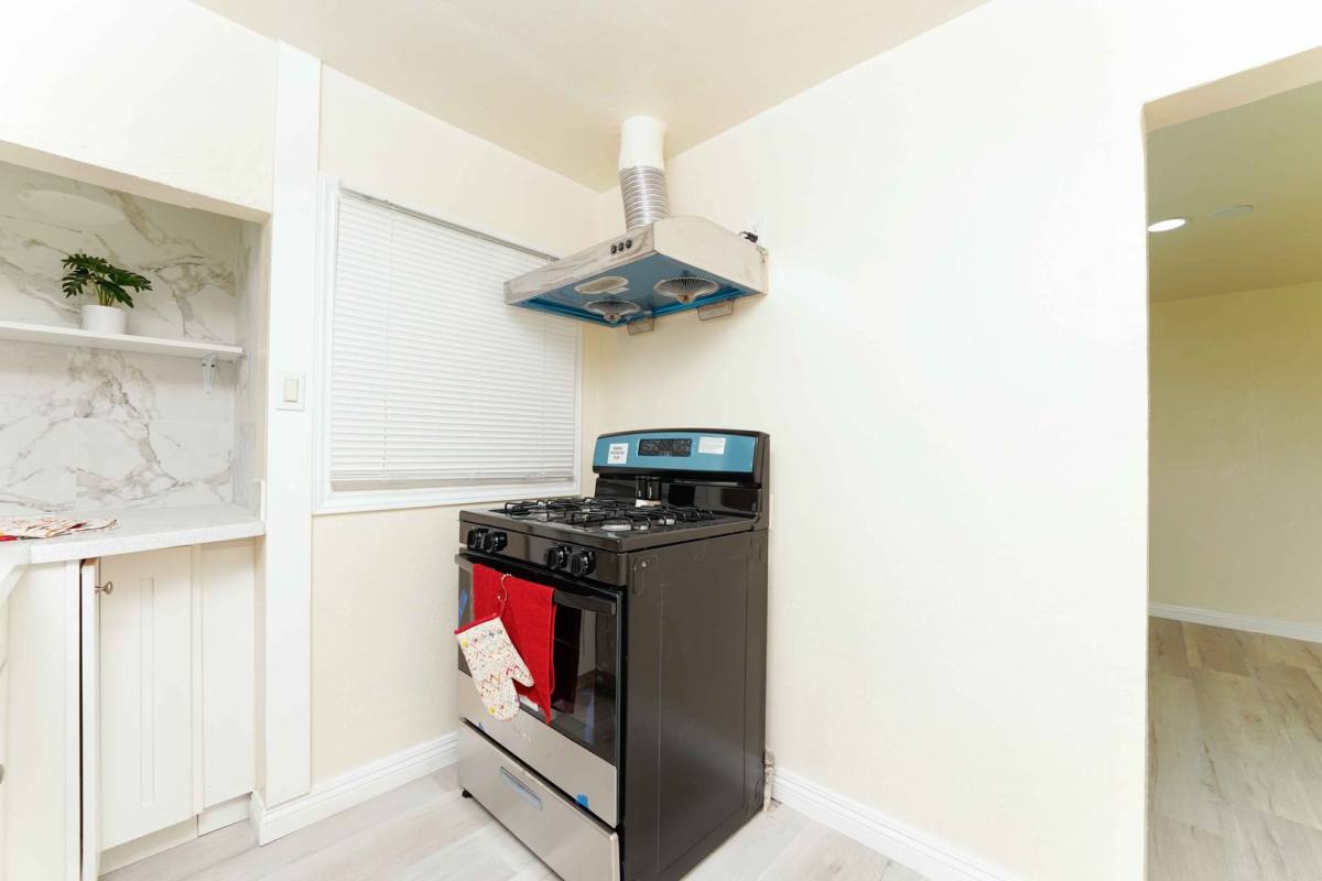 Apartment for rent at 11507-11511 Medina Court, El Monte, CA 91731