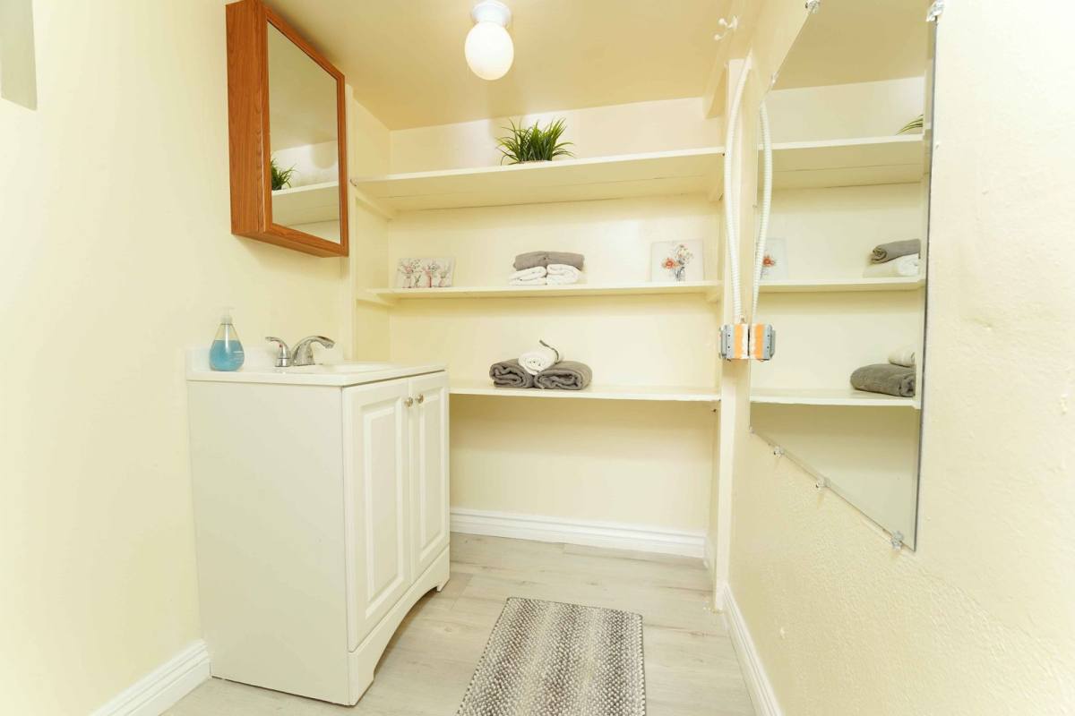 Apartment for rent at 11507-11511 Medina Court, El Monte, CA 91731