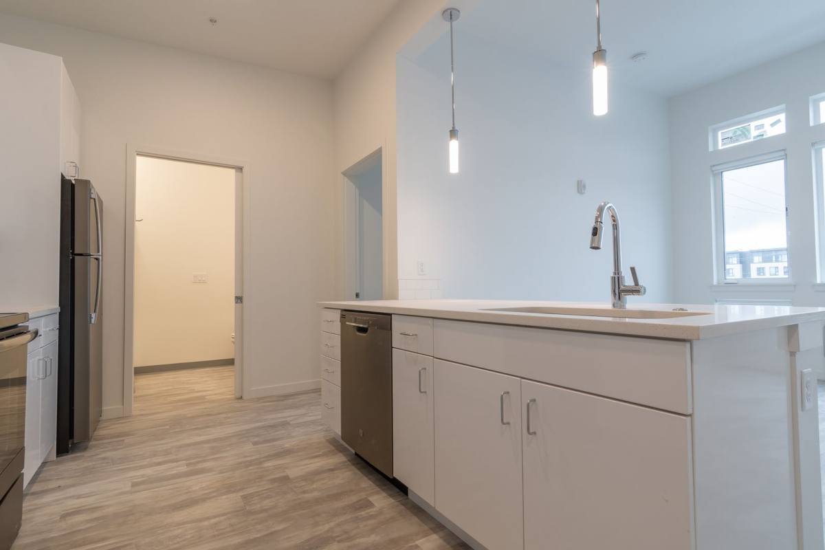 Apartment for rent at 6011 SE 90th, Portland, OR 97266