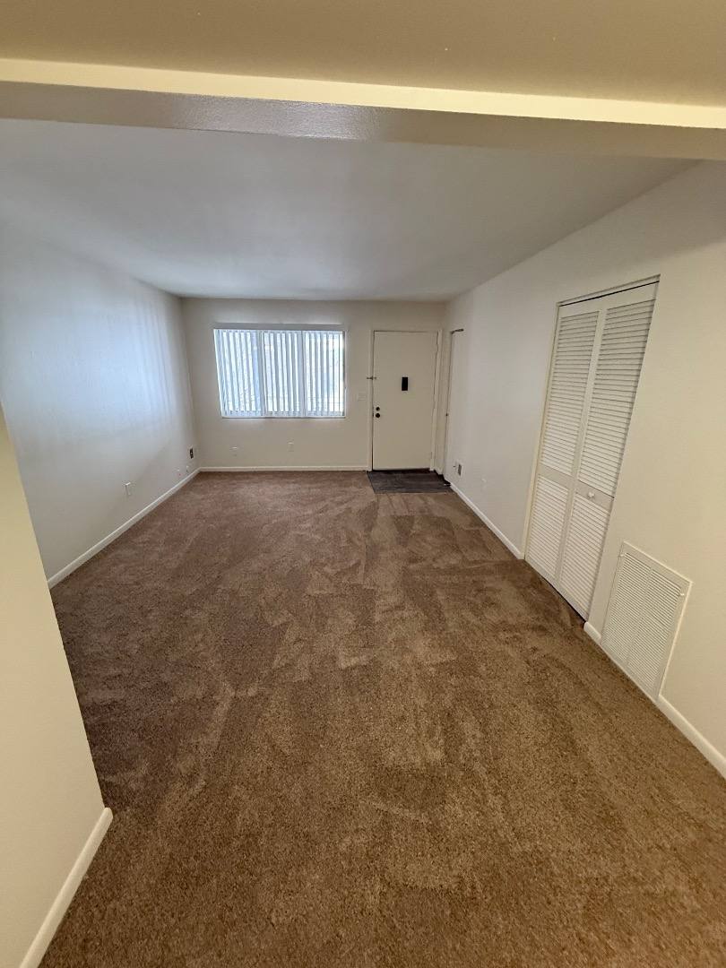 Apartment for rent at 2560 Key St #1R, Toledo, OH 43614
