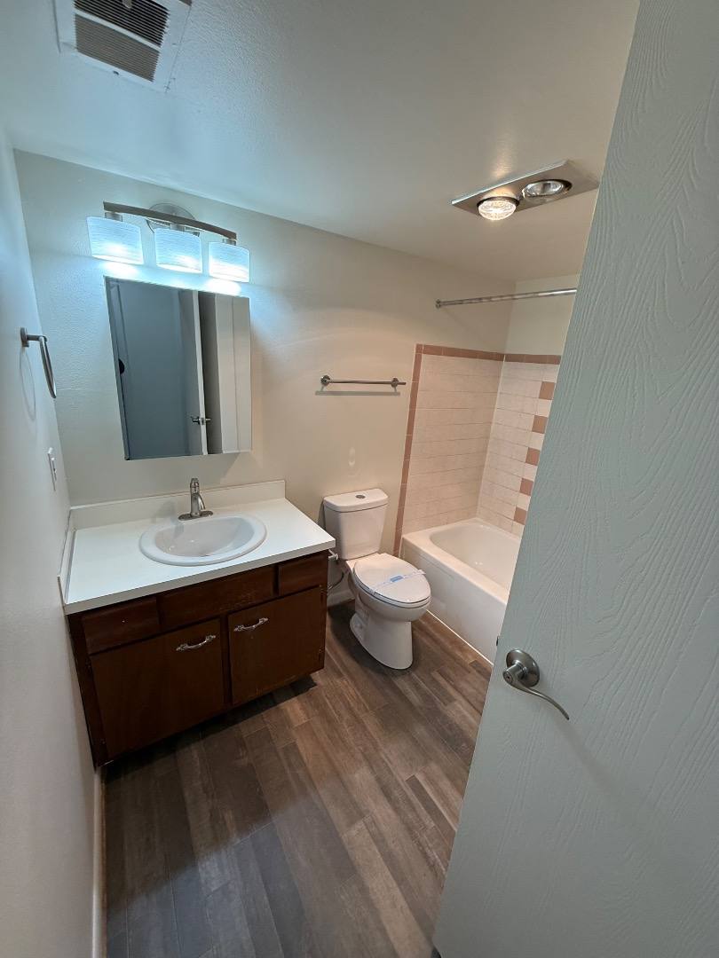 Apartment for rent at 2560 Key St #1R, Toledo, OH 43614