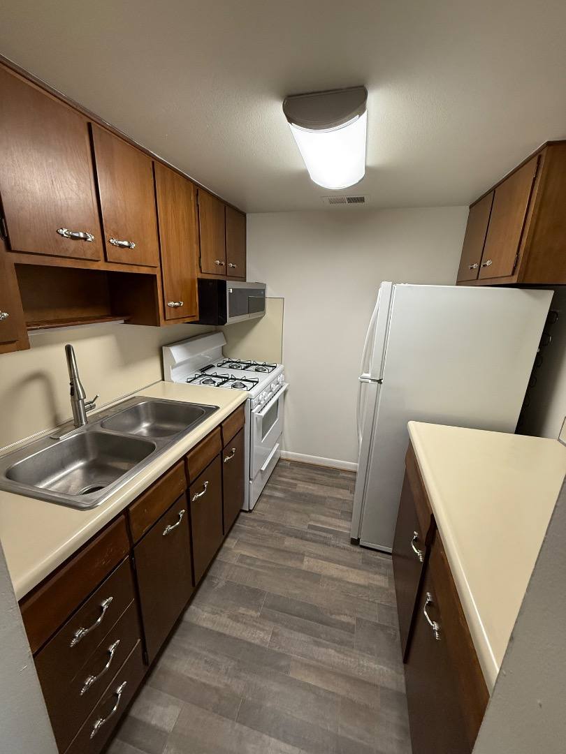 Apartment for rent at 2560 Key St #1R, Toledo, OH 43614