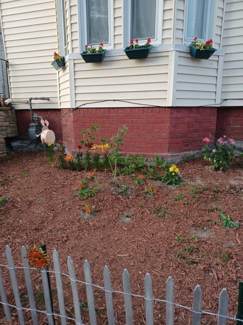 Apartment for rent at 204 Blake St, Lewiston, ME 04240