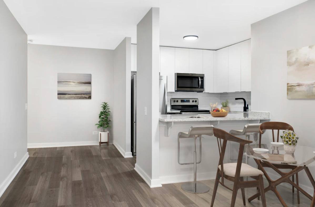 Apartment for rent at 77 W Huron St, Chicago, IL 60654