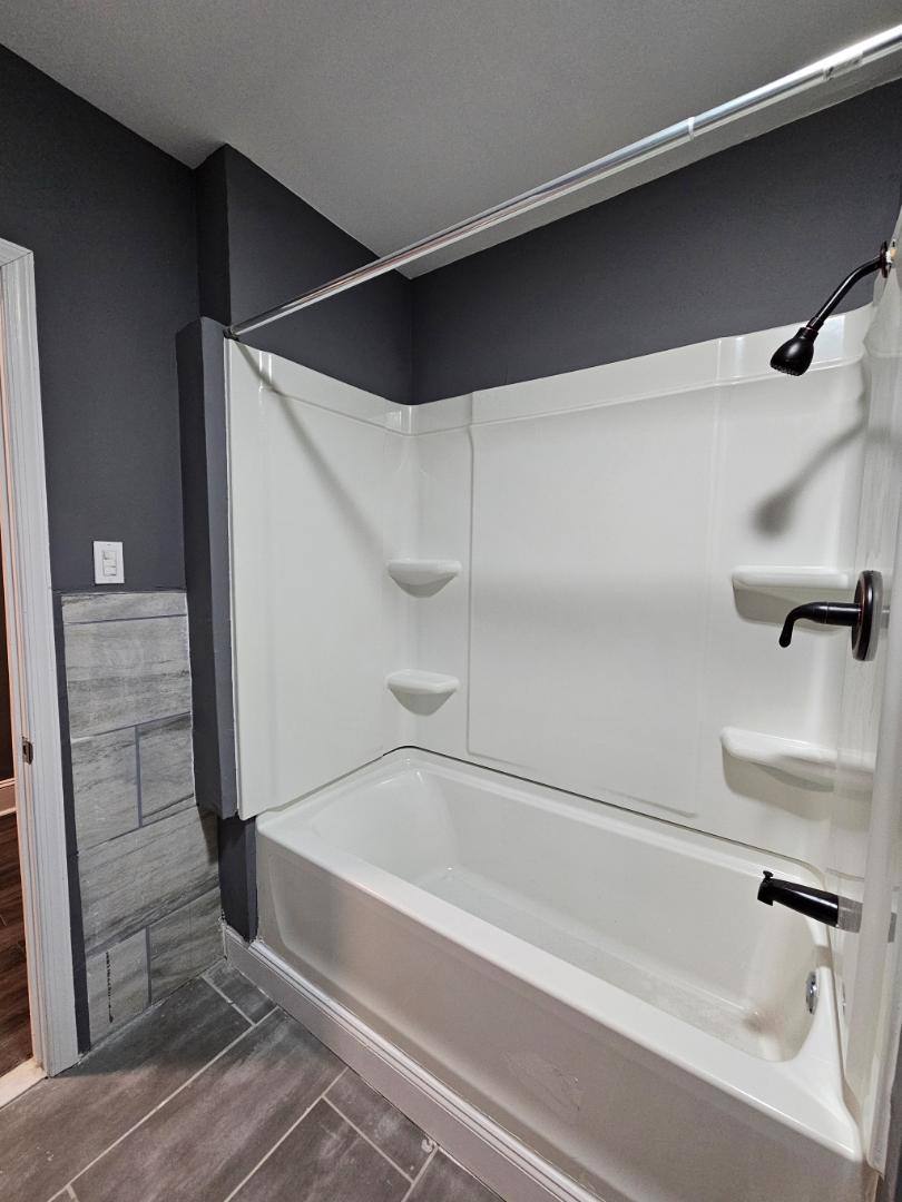 Apartment for rent at 869 N 41st St #3rd Fl-Back Room, Philadelphia, PA 19104