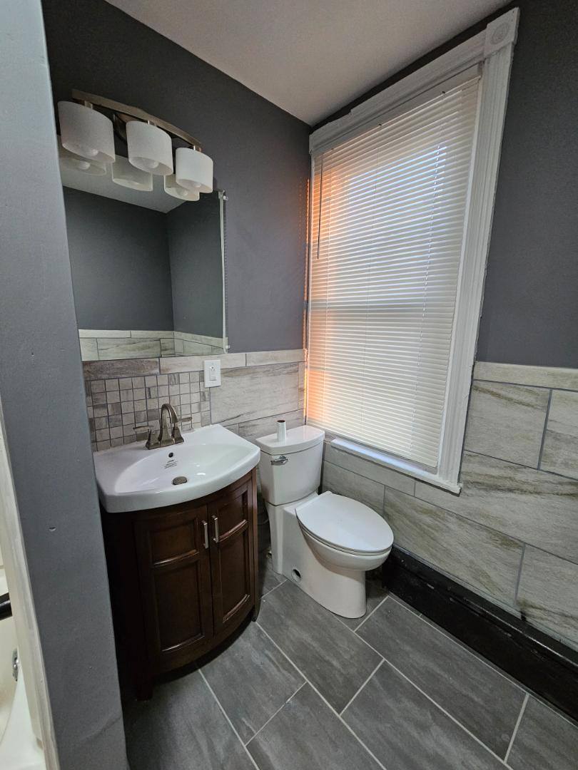 Apartment for rent at 869 N 41st St #3rd Fl-Back Room, Philadelphia, PA 19104