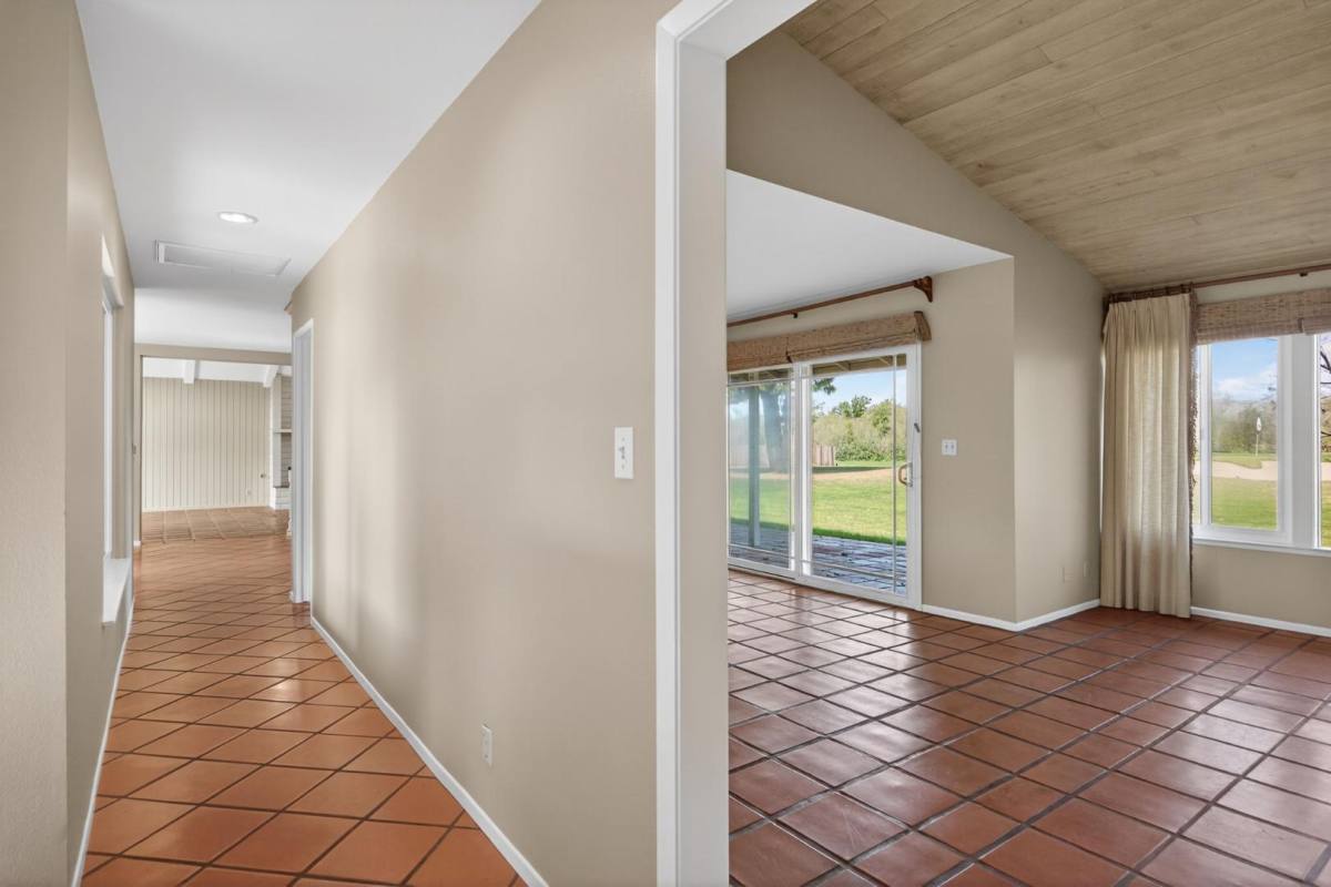 House for rent at 1525 Fairway Dr #PATRICIA Dodds, Camarillo, CA 93010