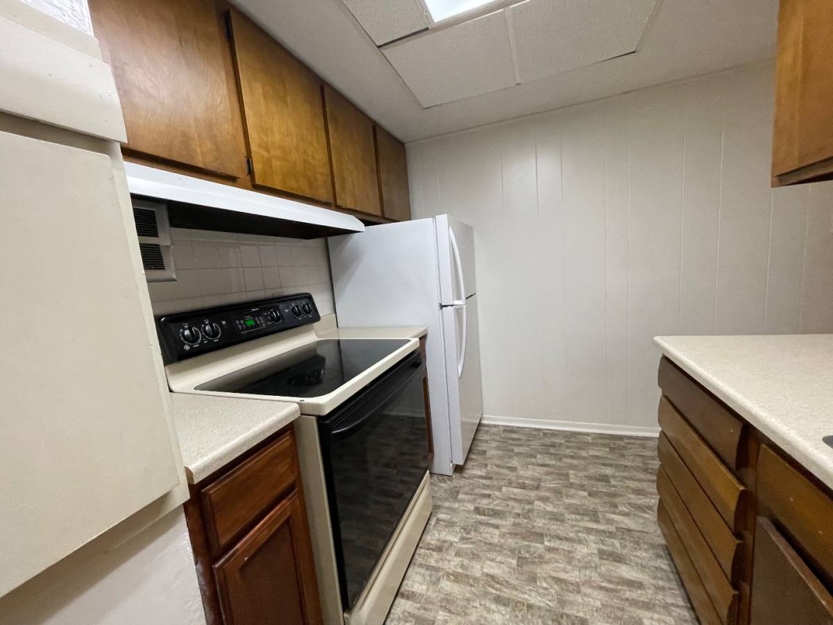 Apartment for rent at 1701 Ohio St #C, Terre Haute, IN 47807