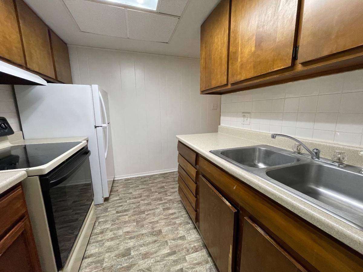 Apartment for rent at 1701 Ohio St #C, Terre Haute, IN 47807