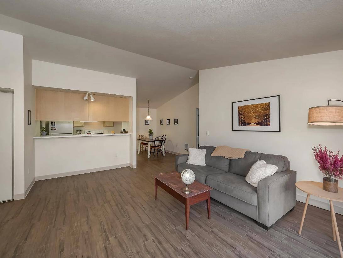Apartment for rent at 16804 SE Powell Blvd, Portland, OR 97236