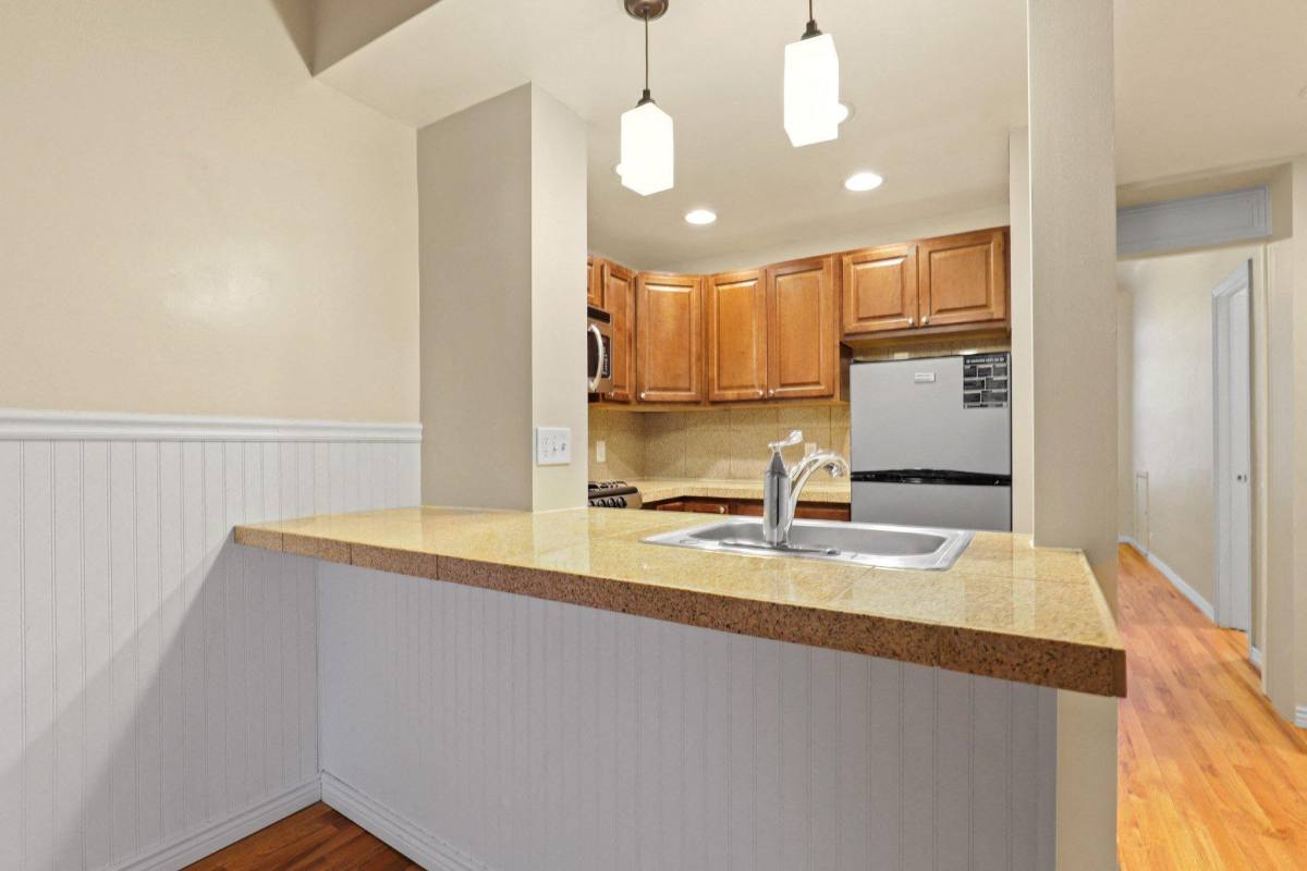 Apartment for rent at 1141 N Washington St #5, Denver, CO 80203