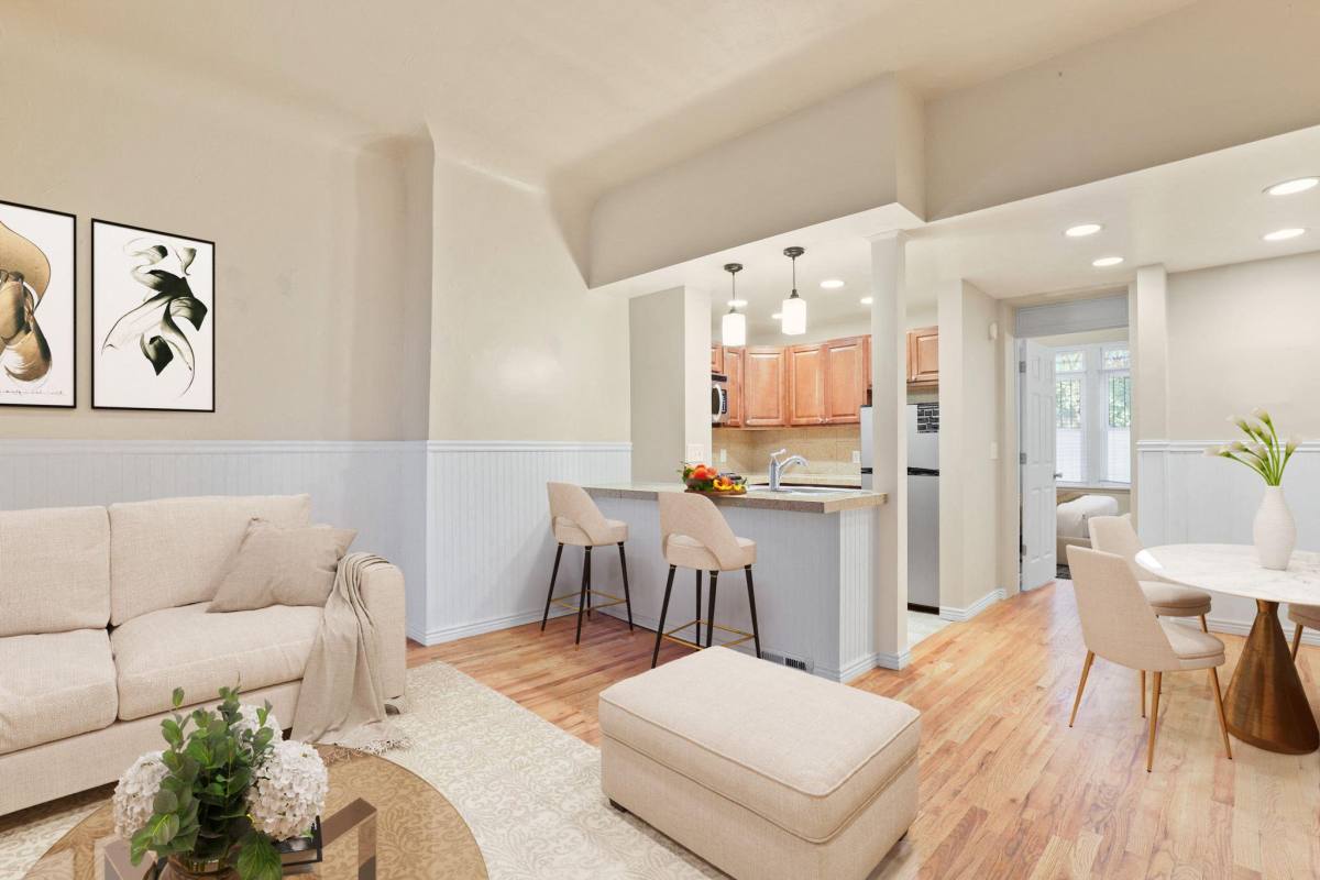 Apartment for rent at 1141 N Washington St #5, Denver, CO 80203