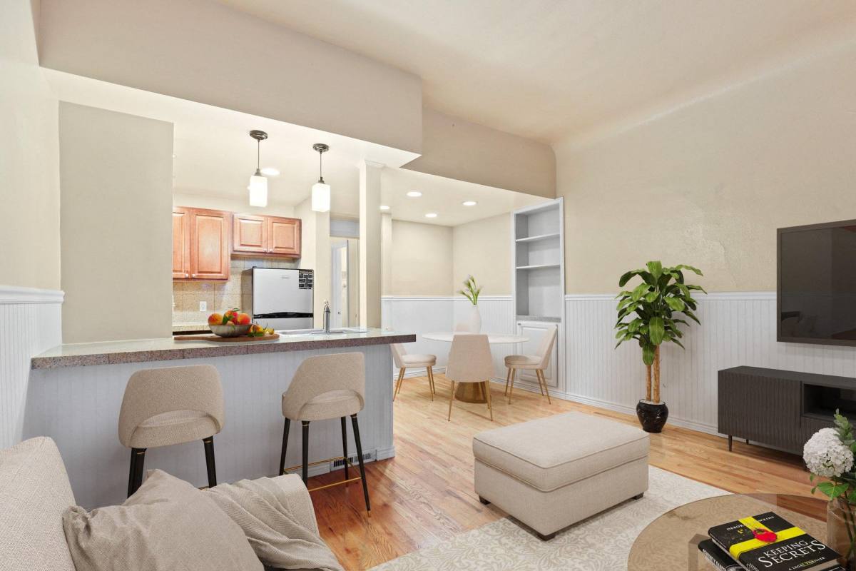 Apartment for rent at 1141 N Washington St #5, Denver, CO 80203
